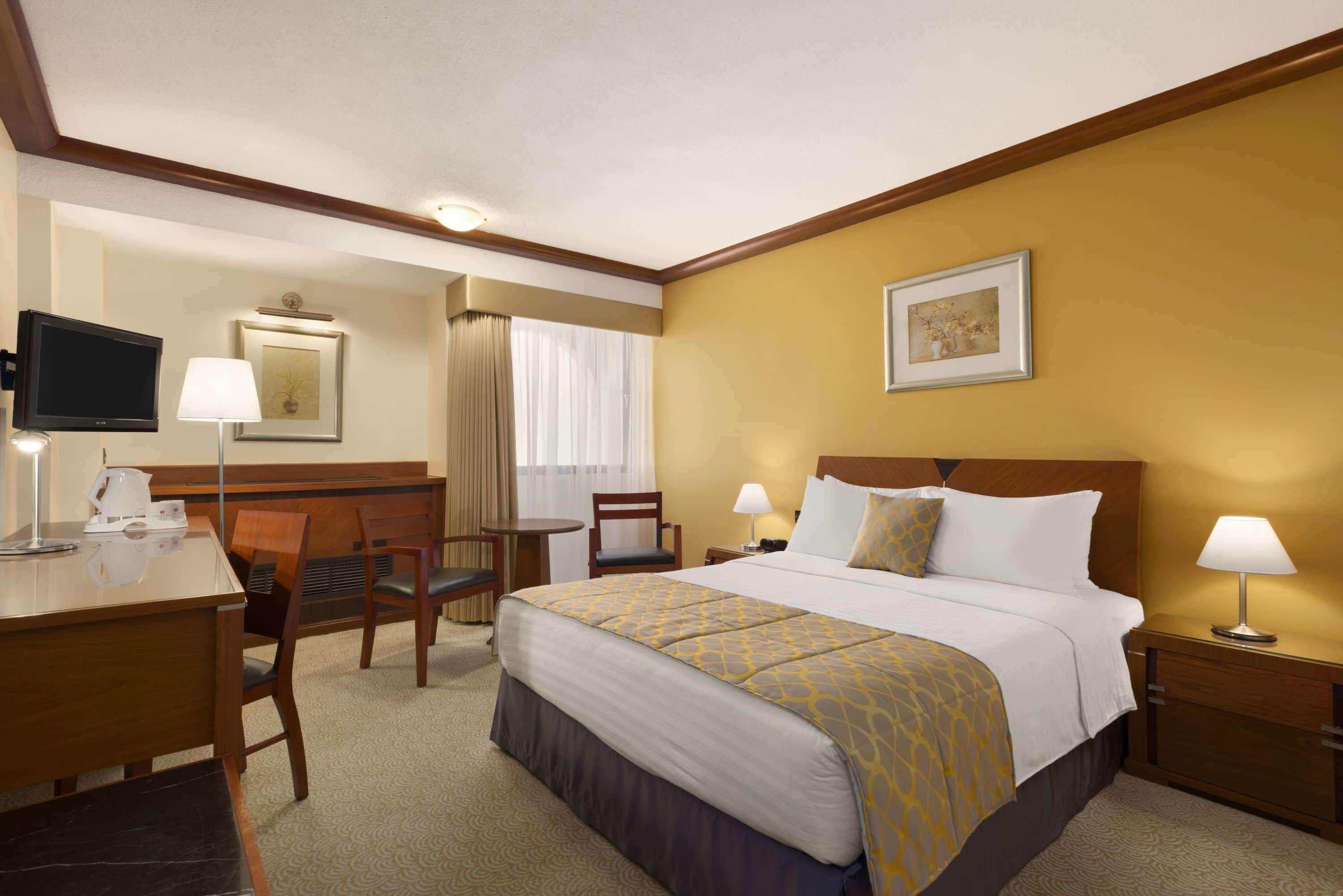 Ramada By Wyndham Bahrain Hotell Manama Exteriör bild