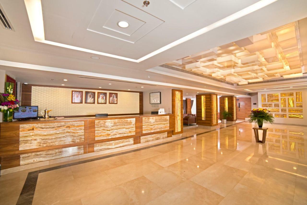 Ramada By Wyndham Bahrain Hotell Manama Exteriör bild